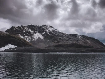Laguna 69 Trek
